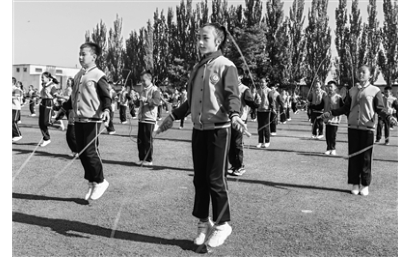 春季多运动 抓住长高“黄金期”