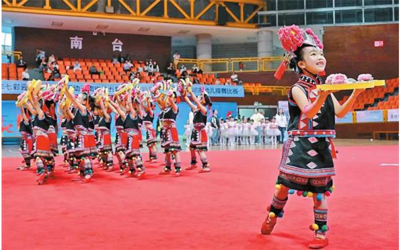 云南省第五届体操节暨春城体育节·昆明市幼儿操舞比赛顺利举办