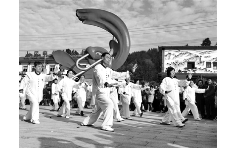 科学健身指导让健身群众“如释重负”